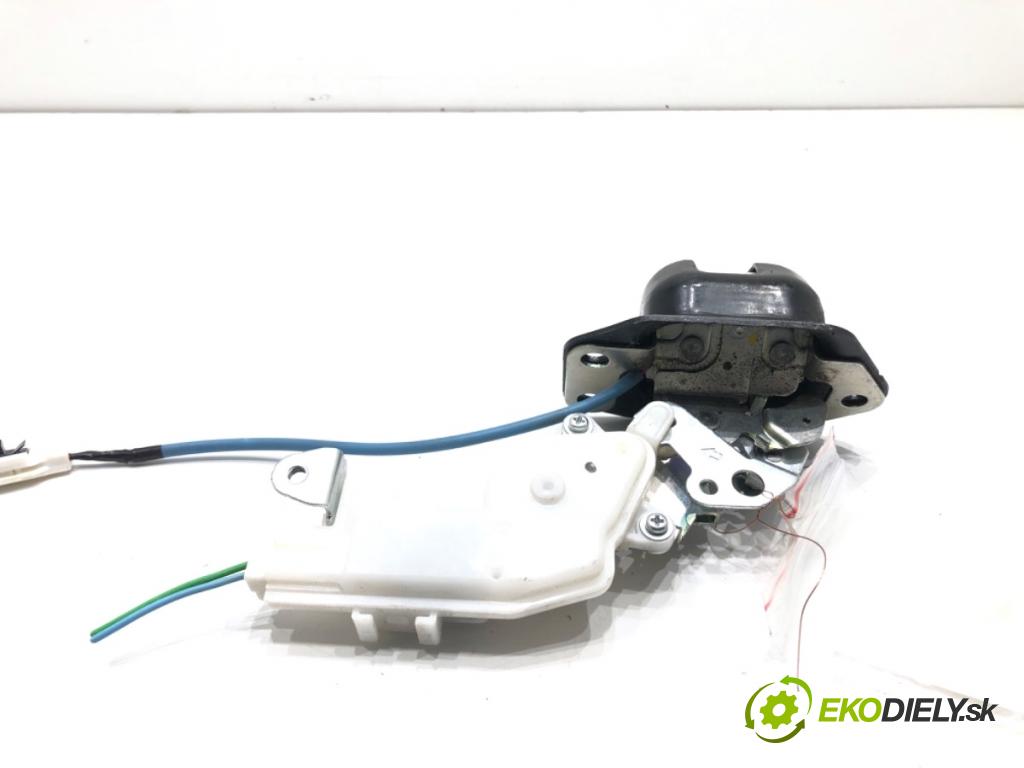 NISSAN MICRA K13 liftback 2016 59 kW 1.2 1198 zámok dverí zad