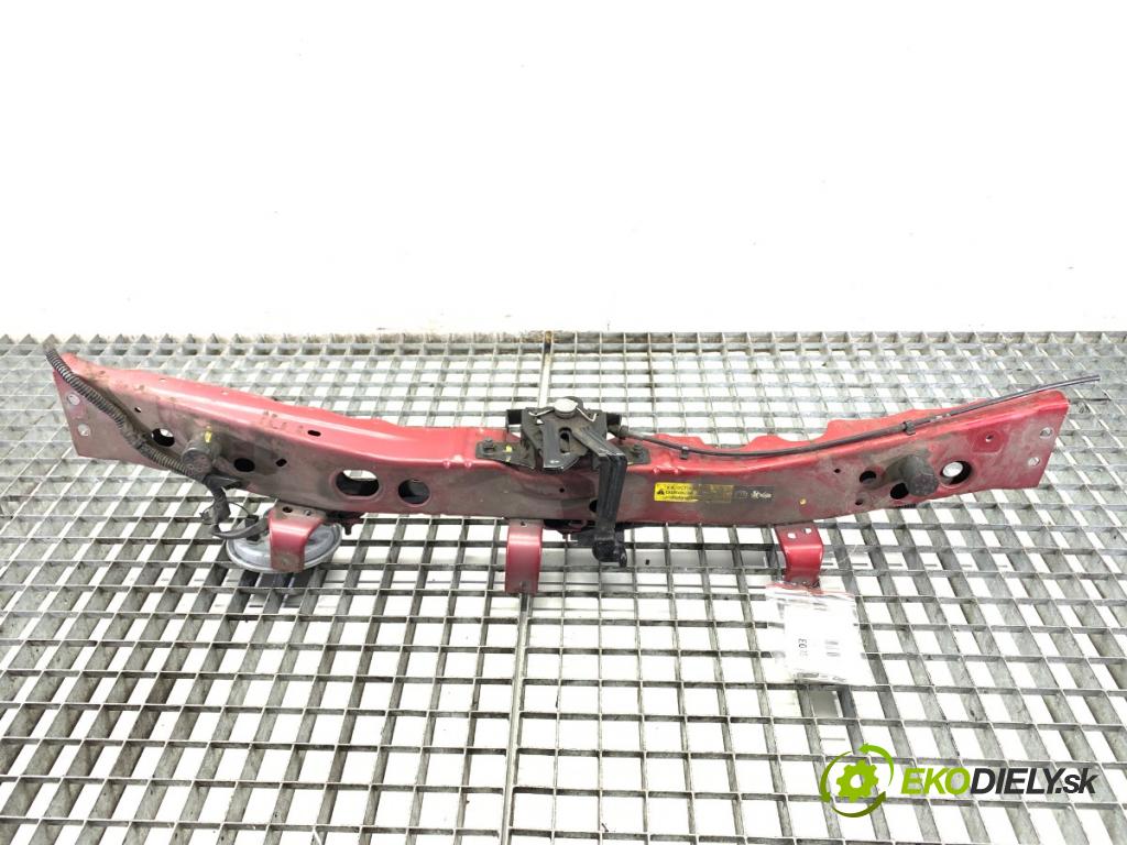 NISSAN MICRA K13 liftback 2016 59 kW 1.2 1198 výztuha horní  (Výztuha)