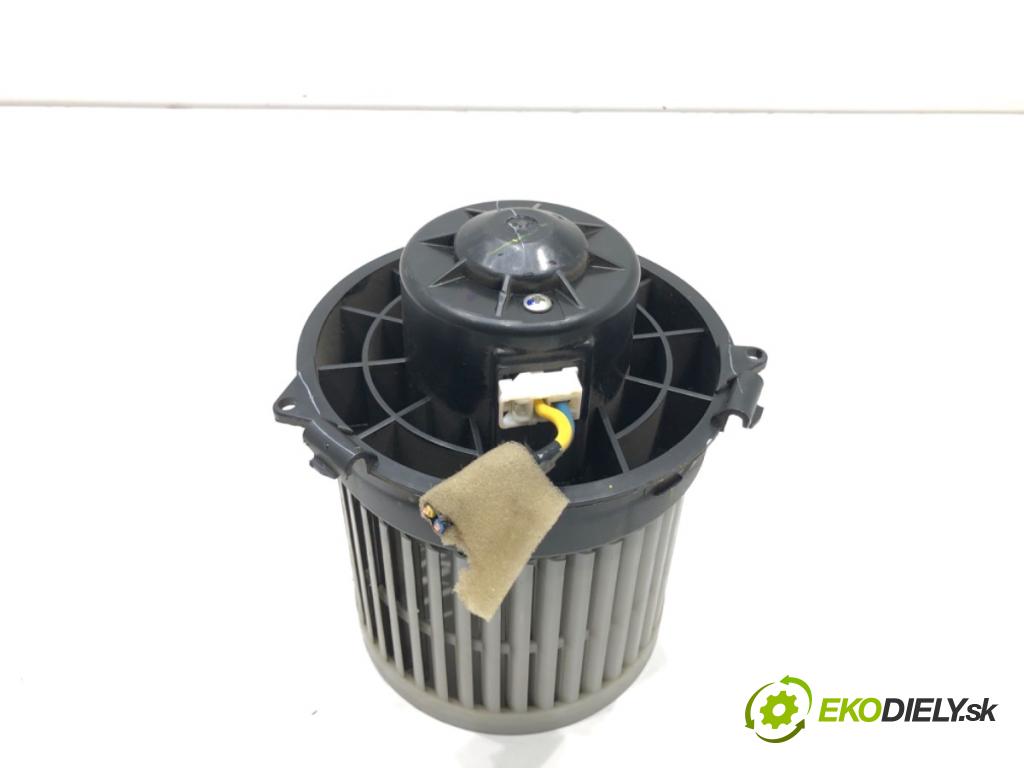 NISSAN MICRA K13 liftback 2016 59 kW 1.2 1198 ventilátor kúrenia