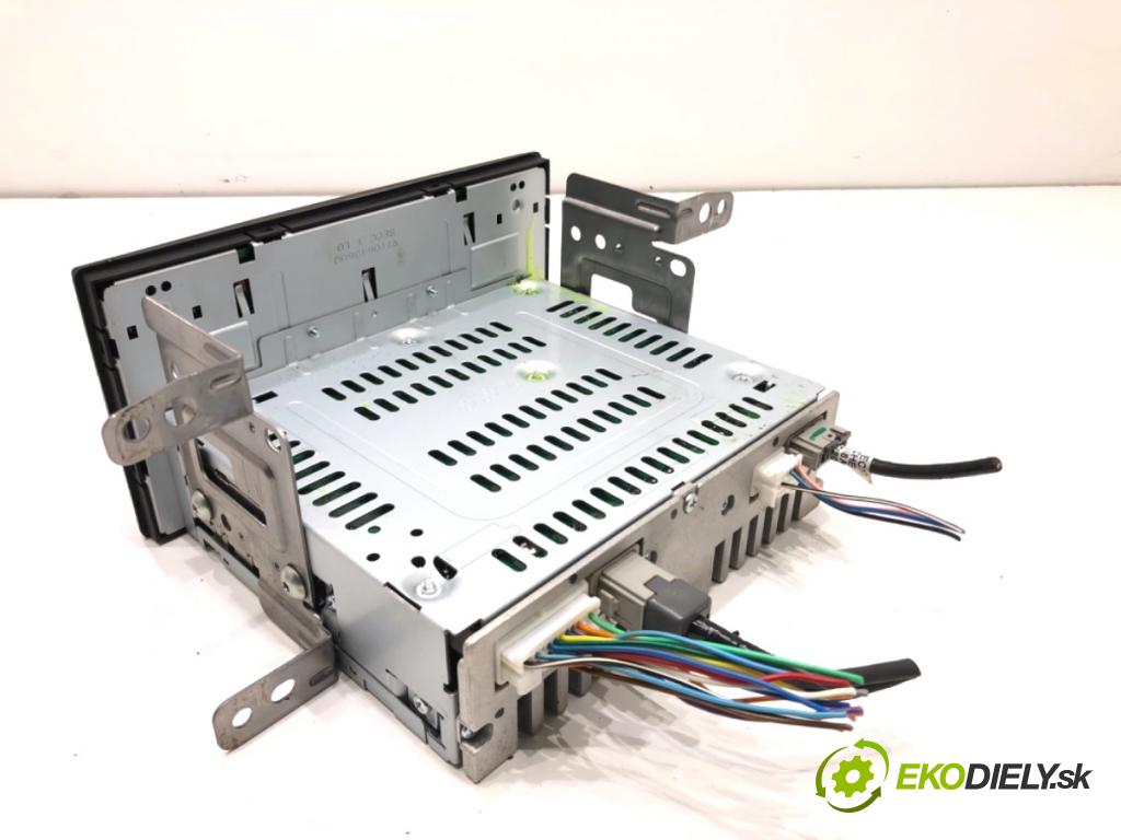 NISSAN MICRA K13 liftback 2016 59 kW 1.2 1198 RADIO 281853HN4C (Audio zariadenie)