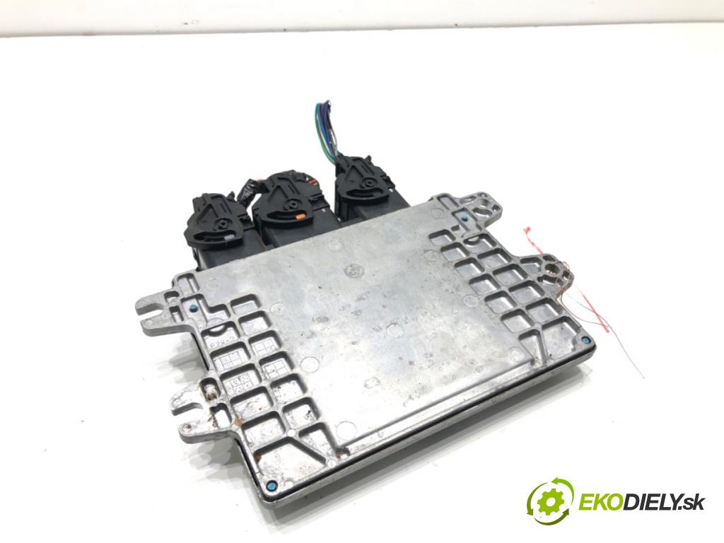 NISSAN MICRA K13 liftback 2016 59 kW 1.2 1198 riadiaca jednotka Motor NEC001-880 (Riadiaca jednotka)