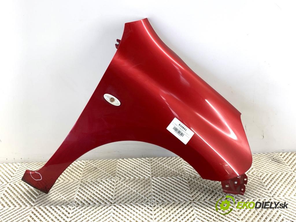 NISSAN MICRA K13 liftback 2016 59 kW 1.2 1198 Blatník pravy predný AY4