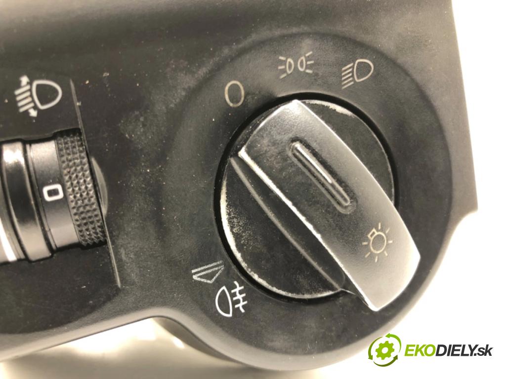 AUDI A2 liftback 2001 55 kW 1.4 1390 Spínač svetiel 8Z1941531D