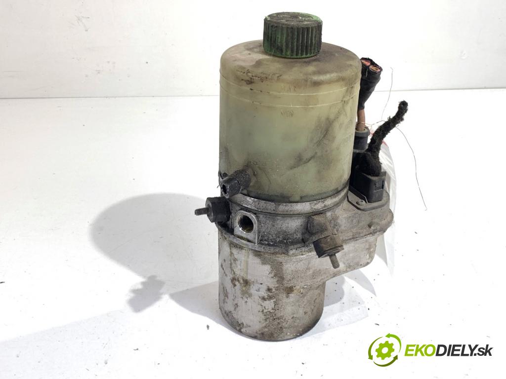 AUDI A2 liftback 2001 55 kW 1.4 1390 pumpa servočerpadlo  (Servočerpadlo)