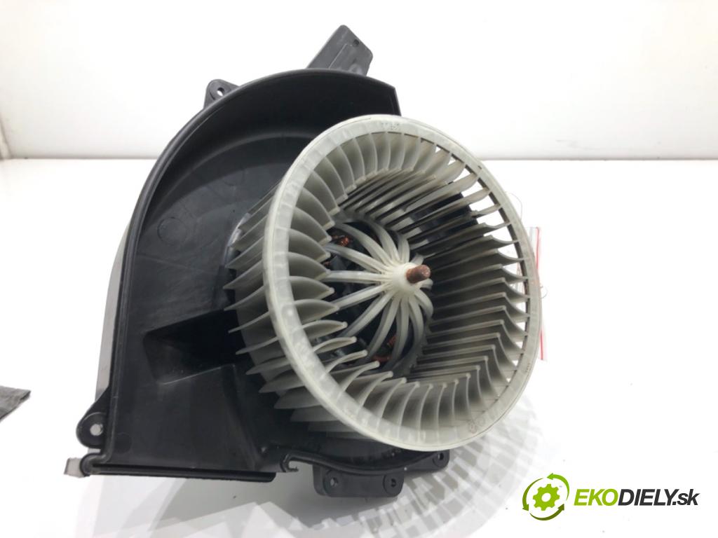 AUDI A2 liftback 2001 55 kW 1.4 1390 ventilátor kúrenia 8EW009157