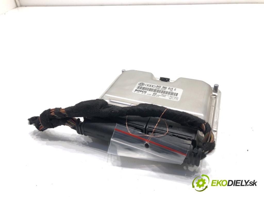 AUDI A2 liftback 2001 55 kW 1.4 1390 riadiaca jednotka Motor 045906019G 0281010220 (Riadiaca jednotka)