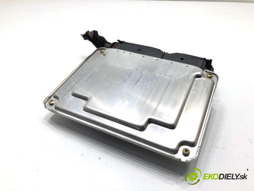 AUDI A2 liftback 2001 55 kW 1.4 1390 riadiaca jednotka Motor 045906019G 0281010220 (Riadiaca jednotka)