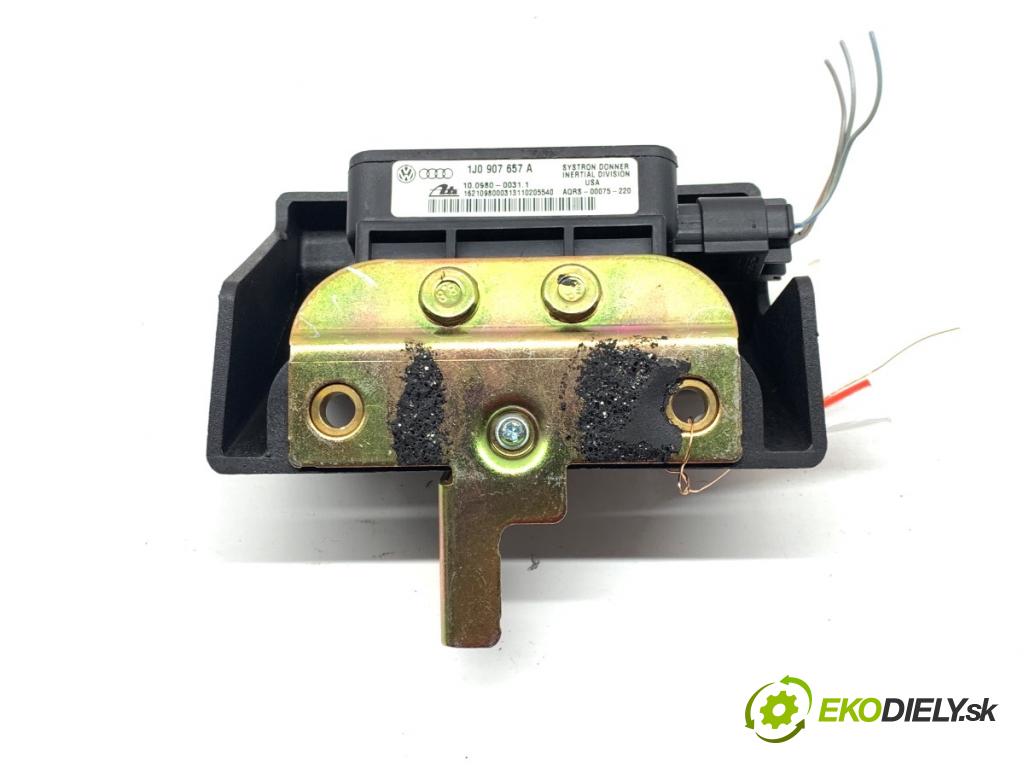 AUDI A2 liftback 2001 55 kW 1.4 1390 Snímač ESP 1J0907657A