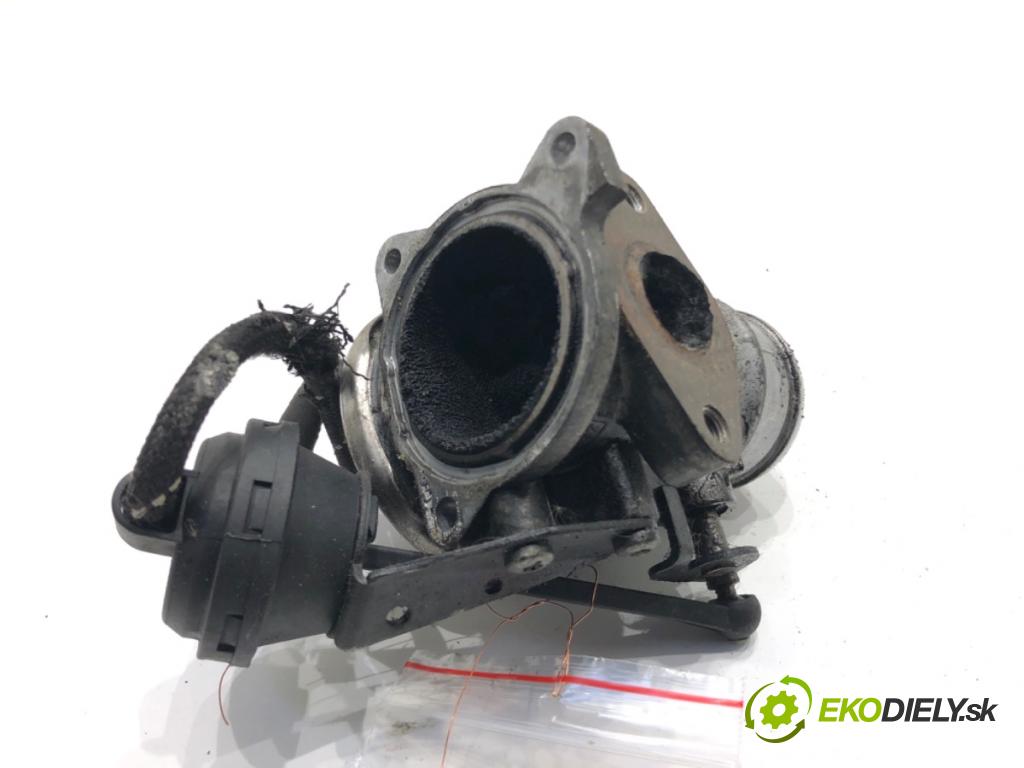 AUDI A2 liftback 2001 55 kW 1.4 1390 Škrtiaca klapka 045131501D (Škrtiaca klapka)
