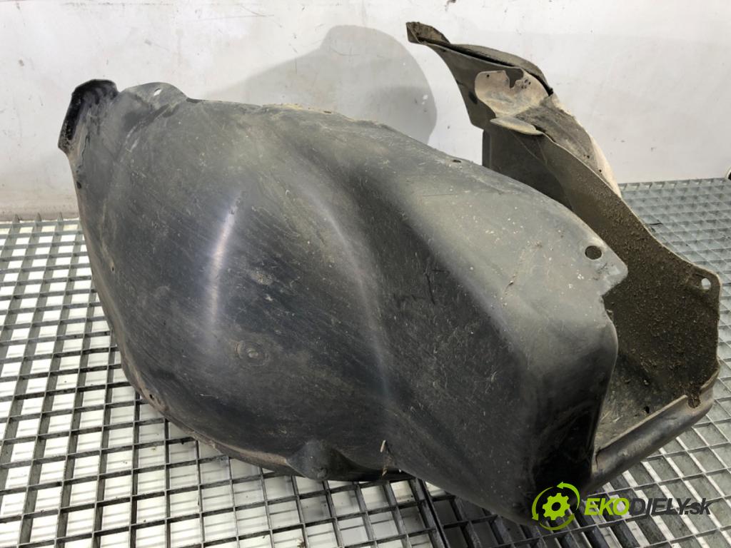 AUDI A2 liftback 2001 55 kW 1.4 1390 podblatník pravy predný 8Z0821172