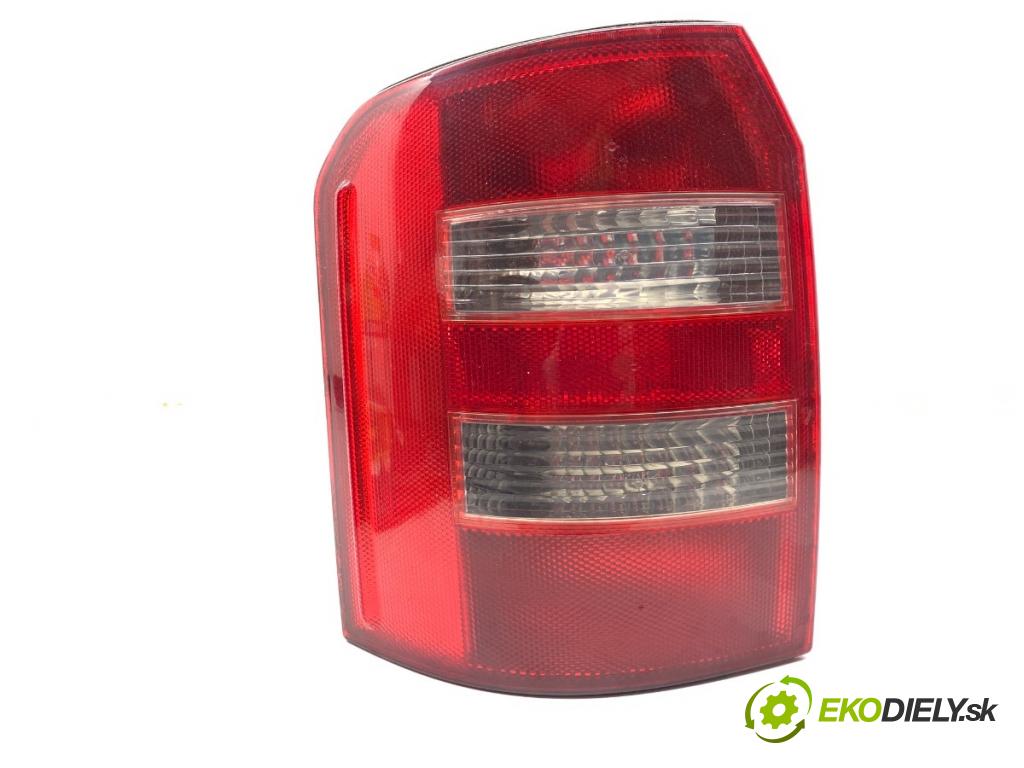AUDI A2 liftback 2001 55 kW 1.4 1390 Svetlo ľavy zad 8Z0945095