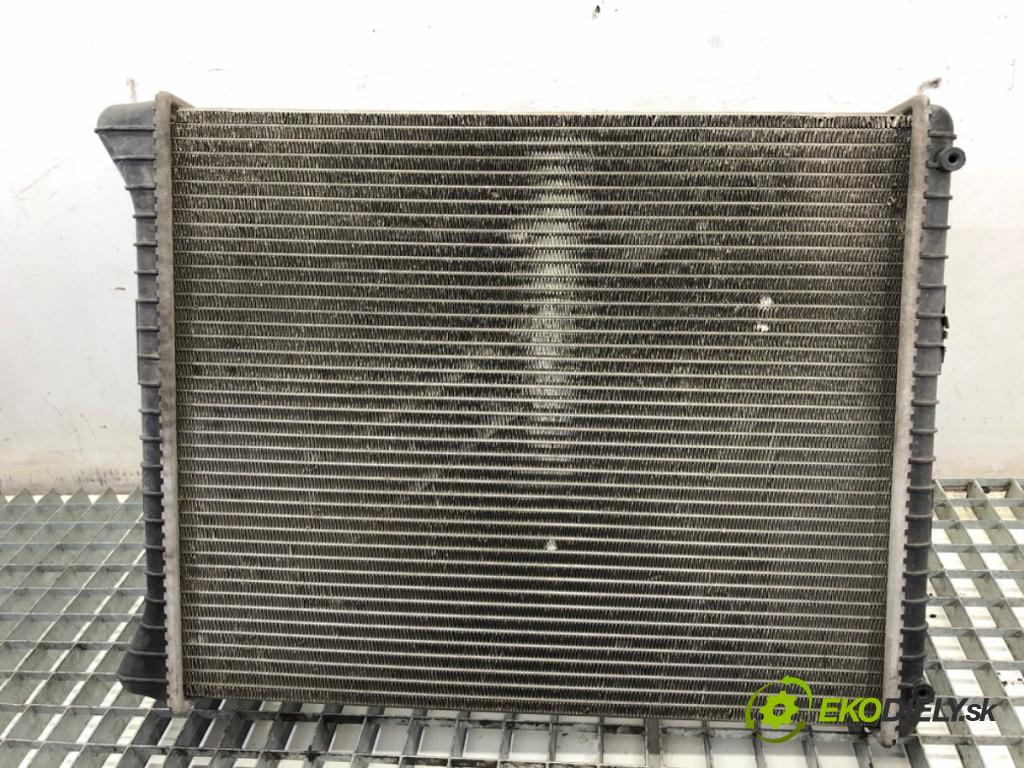 AUDI A2 liftback 2001 55 kW 1.4 1390 chladič vody 8Z0121251D (Vodní chladič)