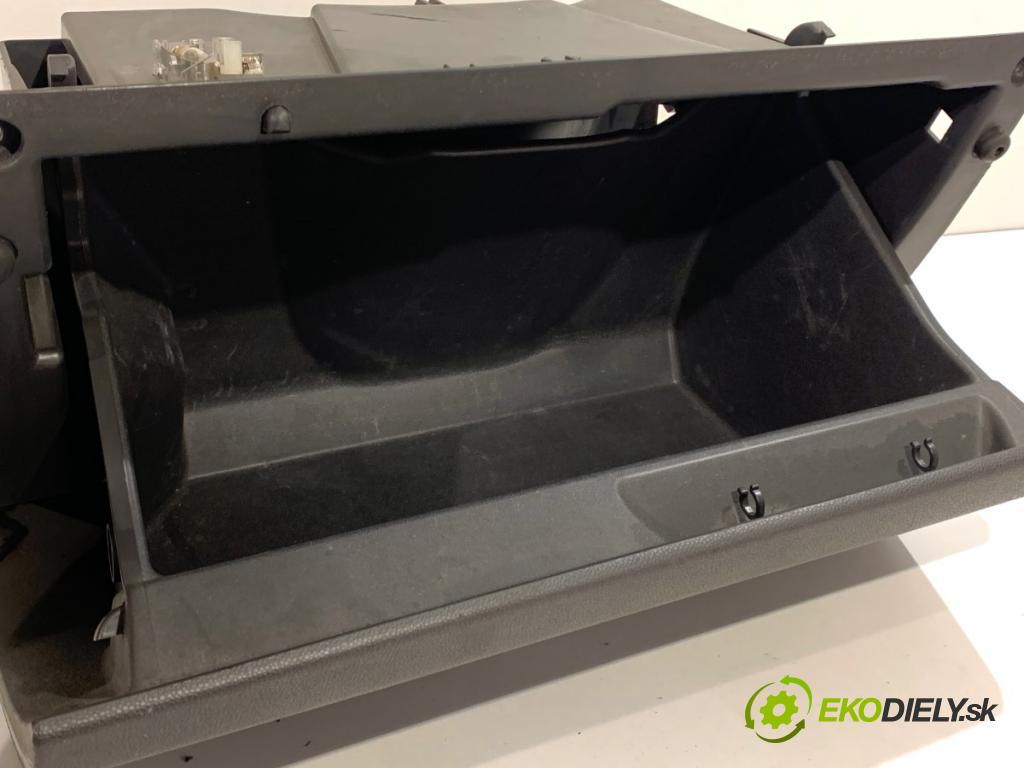 OPEL ZAFIRA B nadwozie wielkoprzestrzenne (MPV) 2006 74 kW 1.9 CDTI (M75) 1910 Priehradka, kastlík spolujazdca 13150268 (Priehradka (kastlík))