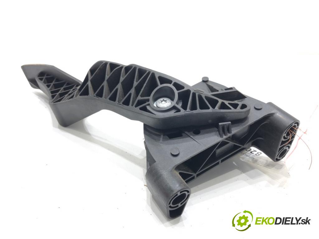 OPEL ZAFIRA B nadwozie wielkoprzestrzenne (MPV) 2006 74 kW 1.9 CDTI (M75) 1910 Potenciometer plynu 9202341 (Potenciometer plynového pedálu)