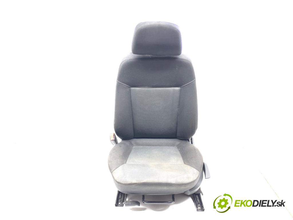 OPEL ZAFIRA B nadwozie wielkoprzestrzenne (MPV) 2006 74 kW 1.9 CDTI (M75) 1910 Sedadlo ľavy predný 