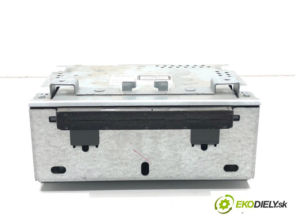 FORD FIESTA MK7 liftback 2010 55 kW 1.6 TDCi 1560 RADIO 8A6T-18C815-BR (Audio zariadenie)