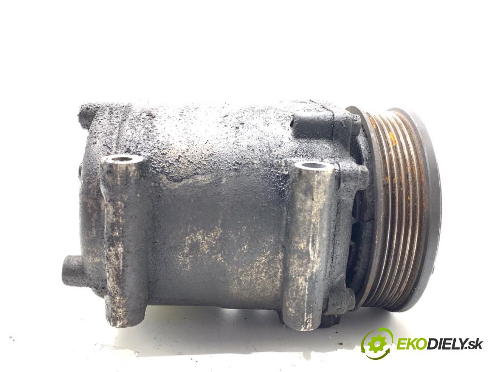 FORD FIESTA MK7 liftback 2010 55 kW 1.6 TDCi 1560 kompresor klimatizace 8V51-19D629-DF (Kompresor klimatizace)