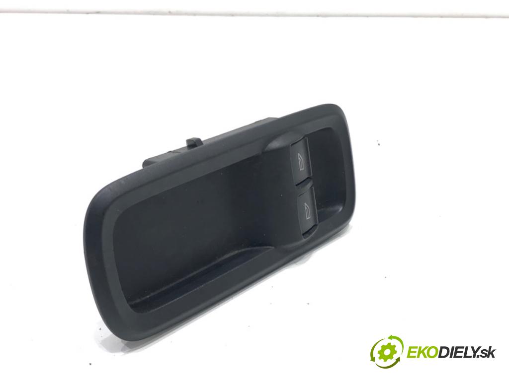 FORD FIESTA MK7 liftback 2010 55 kW 1.6 TDCi 1560 Prepínač okien 8A6T-14A-132-AC (Prepínacie páčky pod volantom)
