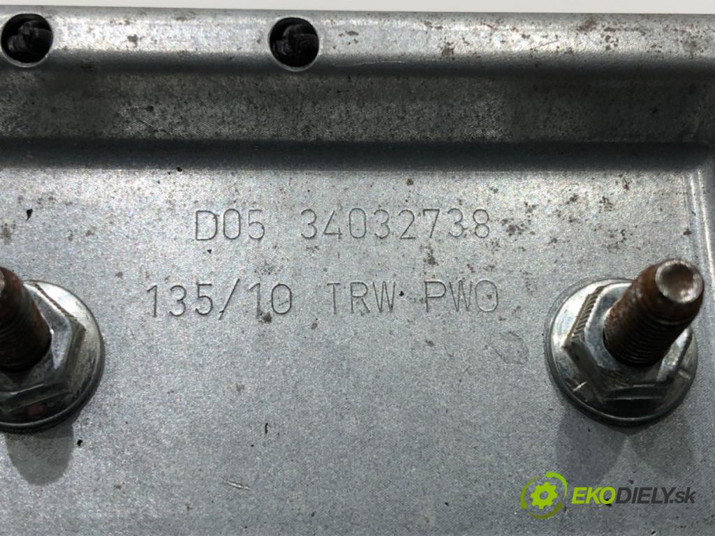 FORD FIESTA MK7 liftback 2010 55 kW 1.6 TDCi 1560 AirBag koleno: 34039884