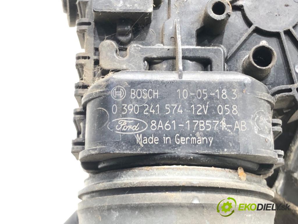 FORD FIESTA MK7 liftback 2010 55 kW 1.6 TDCi 1560 Mechanizmus stieračov predný 8A61-17500-AE (Motorček stieračov predný)