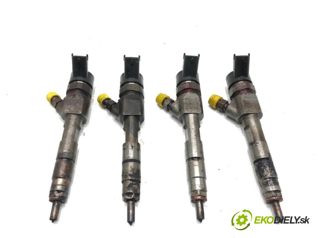 SUZUKI GRAND VITARA II samochód terenowy zamknięty 2006 95 kW 1.9 DDiS Napęd na wszystkie koła (JT419, TD44, JB419WD,... 1870 vstřikovací ventily 0445110230