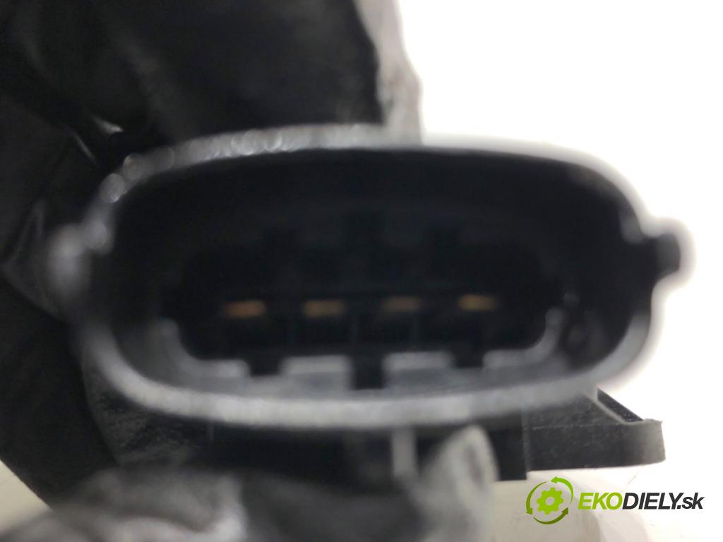 SUZUKI GRAND VITARA II samochód terenowy zamknięty 2006 95 kW 1.9 DDiS Napęd na wszystkie koła (JT419, TD44, JB419WD,... 1870 Snímač tlaku 8200375080 (Snímač tlaku)