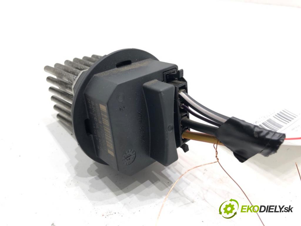 VOLVO V60 I Kombi 2018 110 kW 2.0 D3 1969 odpor rezistor topení vzduchu F7253003 (Odpor topení)