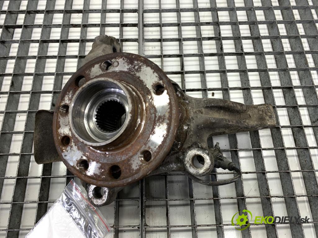 FIAT CROMA nadwozie zamknięte / kombi 2008 88 kW 1.9 MJTD (194AXB1B) 1910 náboj pravý přední část