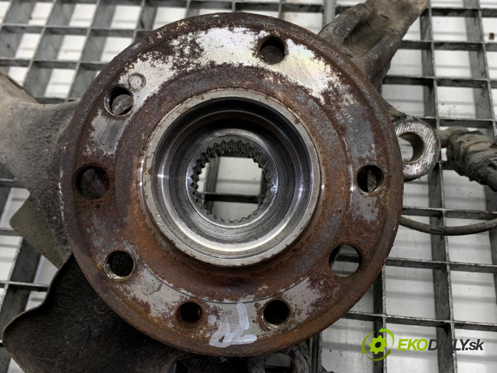 FIAT CROMA nadwozie zamknięte / kombi 2008 88 kW 1.9 MJTD (194AXB1B) 1910 náboj pravý přední část