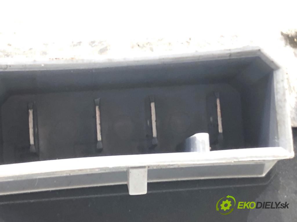 FIAT CROMA nadwozie zamknięte / kombi 2008 88 kW 1.9 MJTD (194AXB1B) 1910 odpor rezistor topení vzduchu  (Odpor topení)