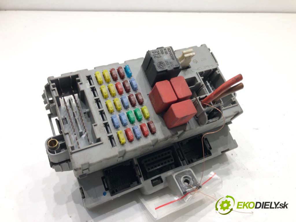 FIAT CROMA nadwozie zamknięte / kombi 2008 88 kW 1.9 MJTD (194AXB1B) 1910 Modul BSI  (Poistková skrinka)