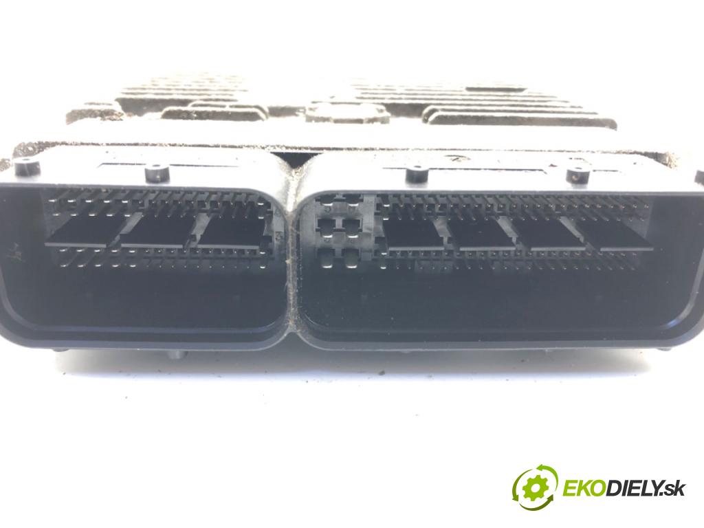 VW GOLF VI liftback 2010 77 kW 1.6 TDI 1598 riadiaca jednotka Motor 03L906023B (Riadiaca jednotka)