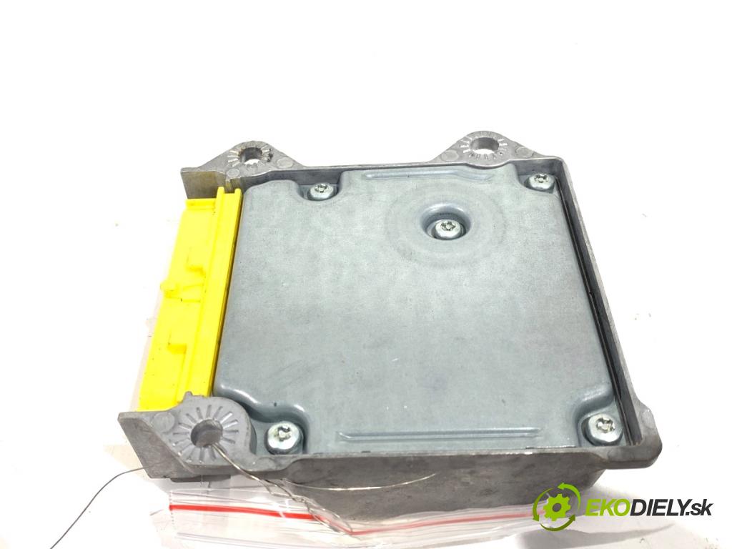 VW GOLF VI liftback 2010 77 kW 1.6 TDI 1598 senzor airbag 5K0959655D (Snímač)