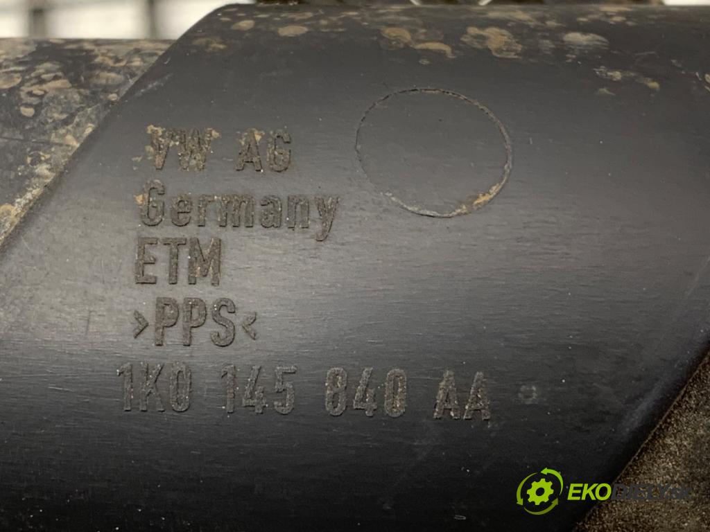 VW GOLF VI liftback 2010 77 kW 1.6 TDI 1598 Rúra vzduchu 1K0145840AA