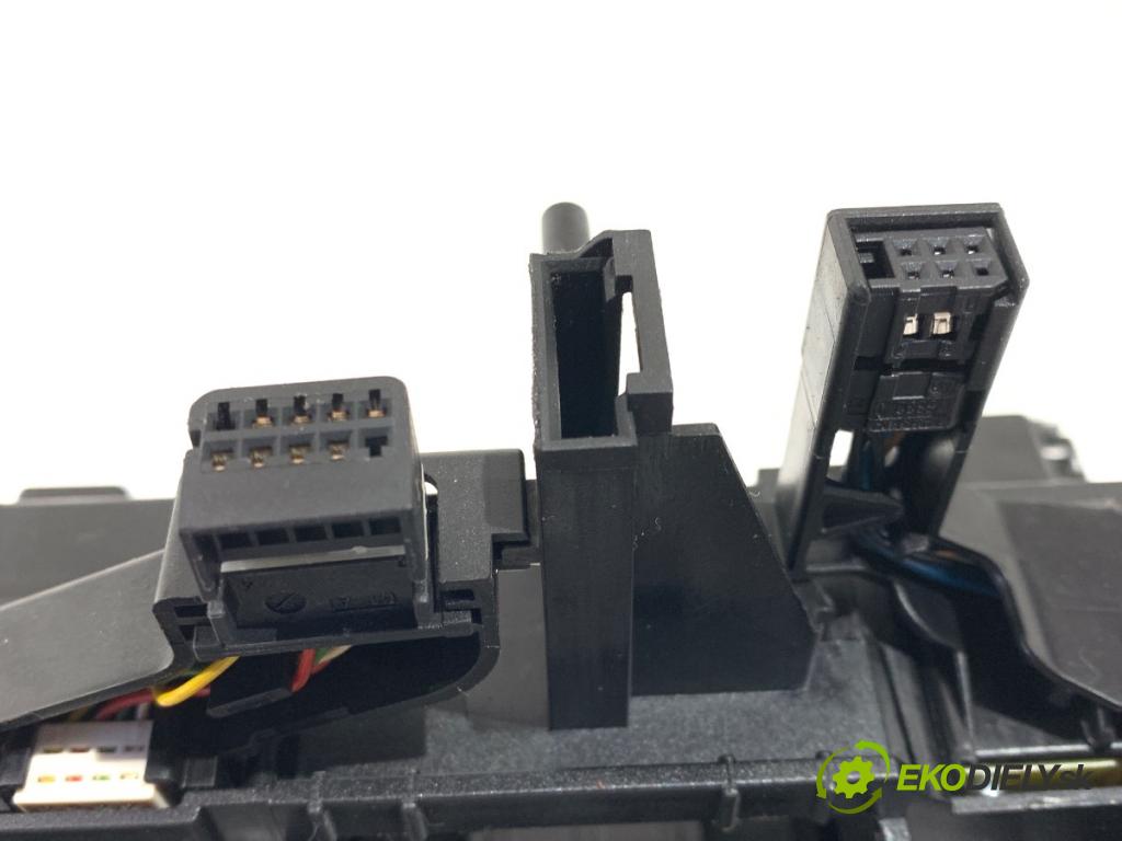 VW GOLF VI liftback 2010 77 kW 1.6 TDI 1598 Prepínač kombinovaný 1K0953503HB (Prepínacie páčky pod volantom)