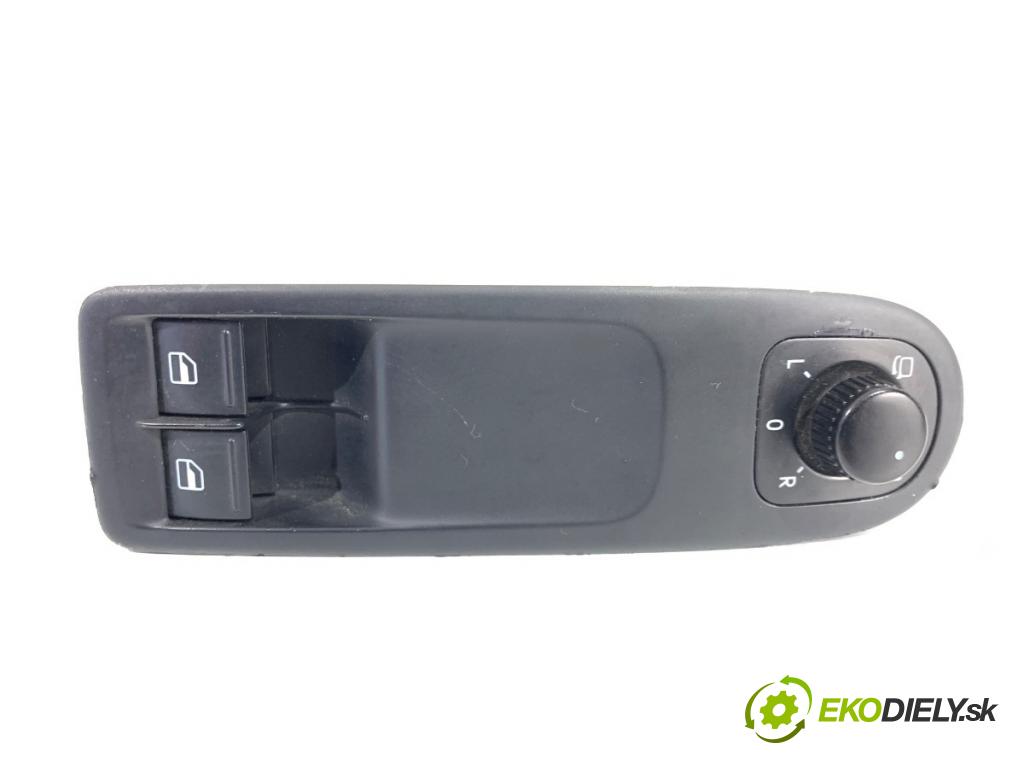 VW GOLF VI liftback 2010 77 kW 1.6 TDI 1598 Prepínač okien 5K0867255 (Prepínacie páčky pod volantom)