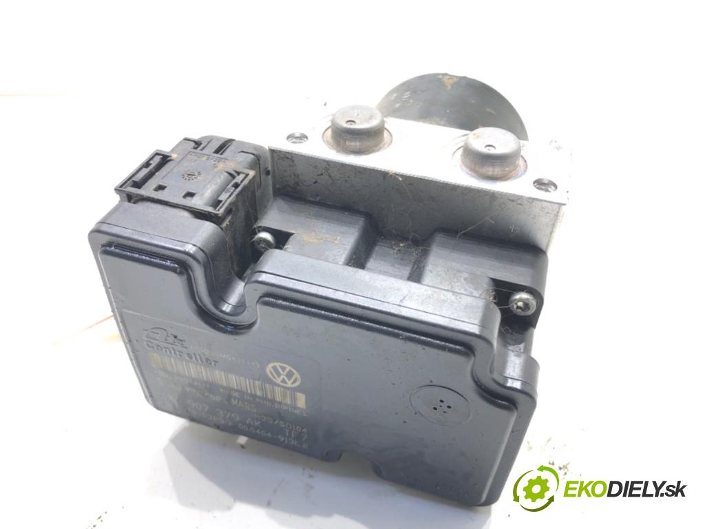 VW GOLF VI liftback 2010 77 kW 1.6 TDI 1598 Pumpa ABS 1K0614117T 1K0907379AK (Pumpa ABS)