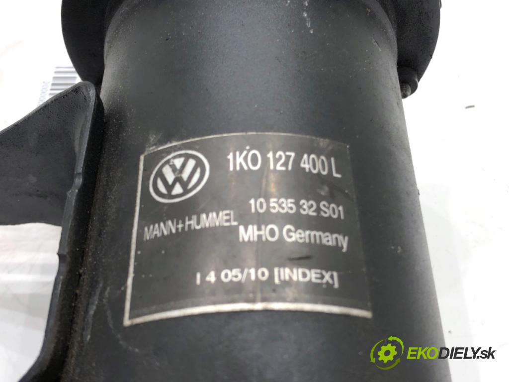 VW GOLF VI liftback 2010 77 kW 1.6 TDI 1598 Obal filtra paliva 1K0127400L (Obal palivového filtra)