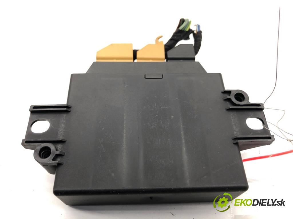 VW GOLF VI liftback 2010 77 kW 1.6 TDI 1598 Modul PDC 5K0919475C (Riadiaca jednotka ostatné)