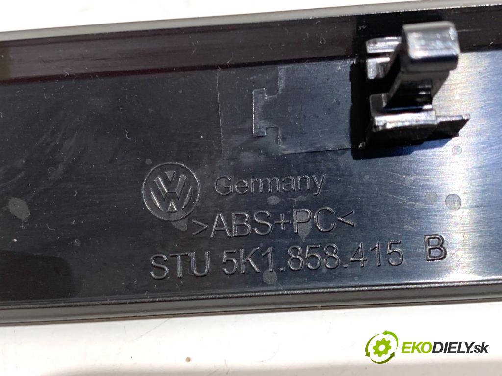 VW GOLF VI liftback 2010 77 kW 1.6 TDI 1598 lišty kryt 5K1858415B (Lišta)