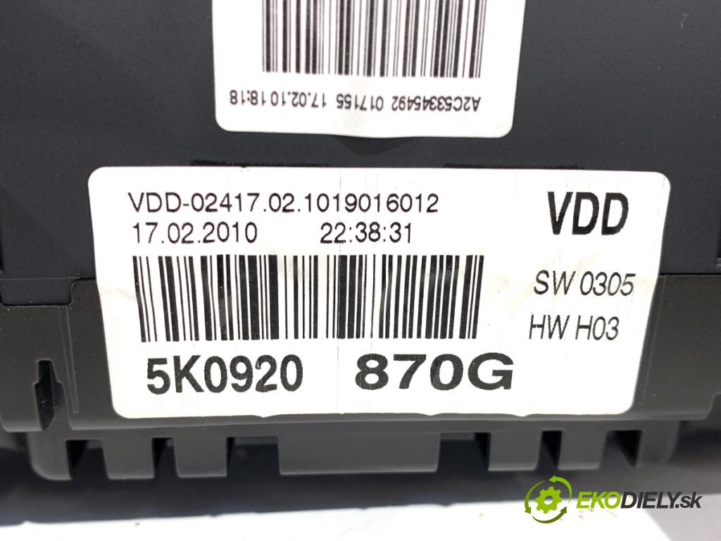 VW GOLF VI liftback 2010 77 kW 1.6 TDI 1598 Prístrojovka 5K0920870G (Prístrojová doska)