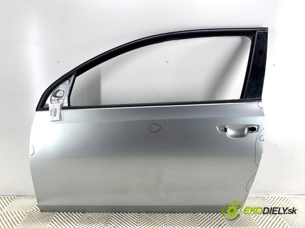 VW GOLF VI liftback 2010 77 kW 1.6 TDI 1598 Dvere ľavy predný 