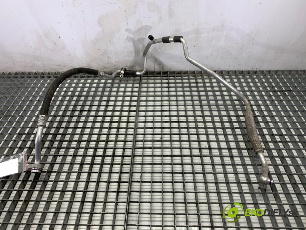 VW GOLF VI liftback 2010 77 kW 1.6 TDI 1598 rúrka klimatizace 1K0820743FD (Trubka klimatizace)