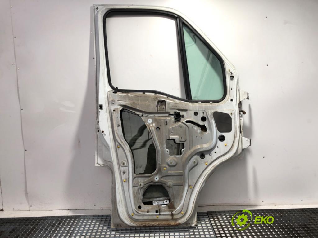 RENAULT MASTER II Skrzynia 2002 84 kW 2.8 dTI 2799 Dvere ľavy predný
