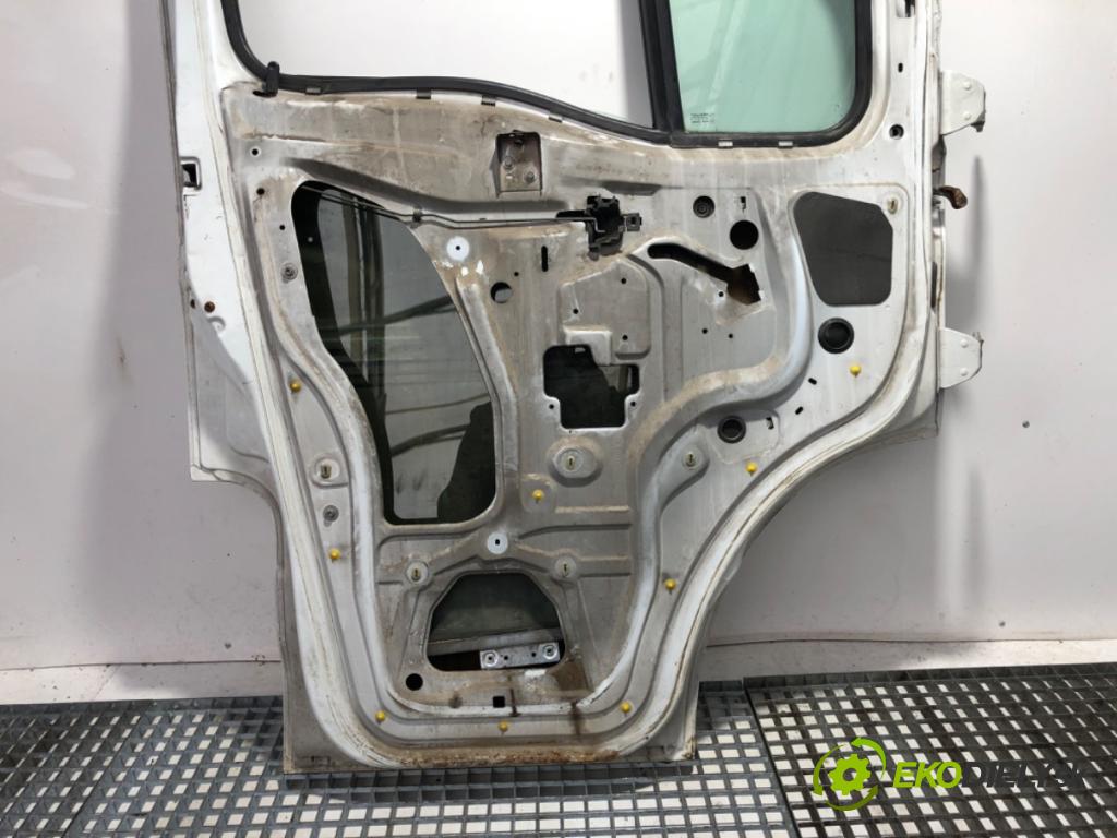 RENAULT MASTER II Skrzynia 2002 84 kW 2.8 dTI 2799 Dvere ľavy predný