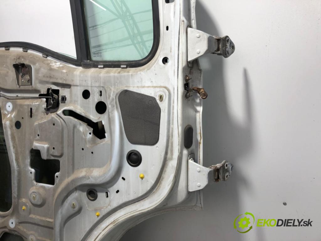 RENAULT MASTER II Skrzynia 2002 84 kW 2.8 dTI 2799 Dvere ľavy predný