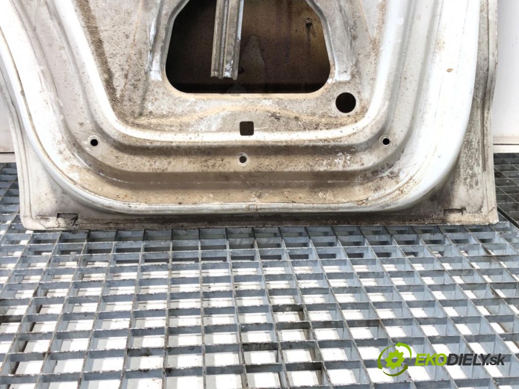 RENAULT MASTER II Skrzynia 2002 84 kW 2.8 dTI 2799 Dvere pravy predný