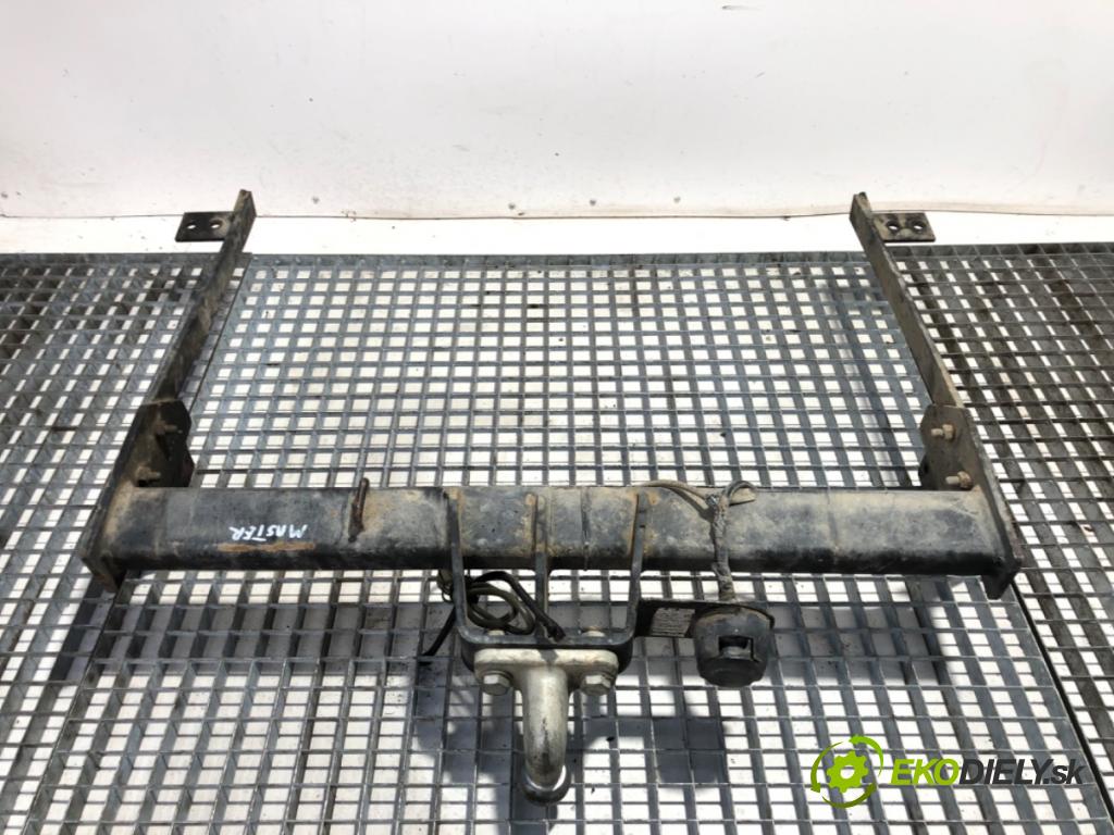 RENAULT MASTER II Skrzynia 2002 84 kW 2.8 dTI 2799 Hák tažné zařízení  (Tažné zařízení)