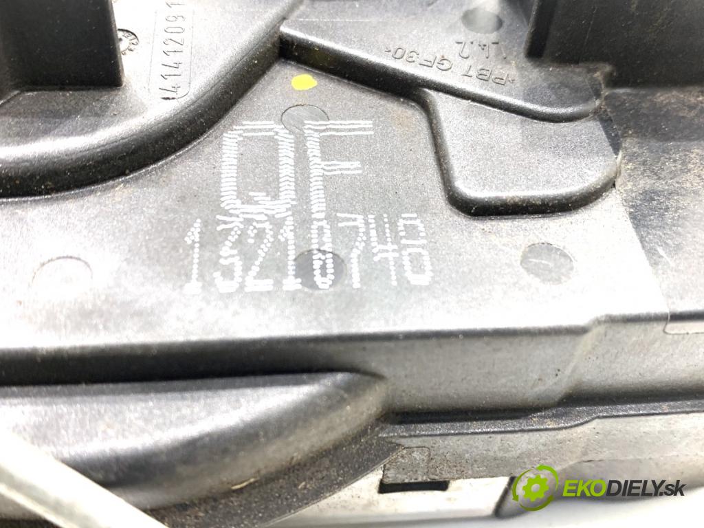 OPEL ZAFIRA B nadwozie wielkoprzestrzenne (MPV) 2005 77 kW 1.6 (M75) 1598 zámok Dvere ľavy predný 13210748