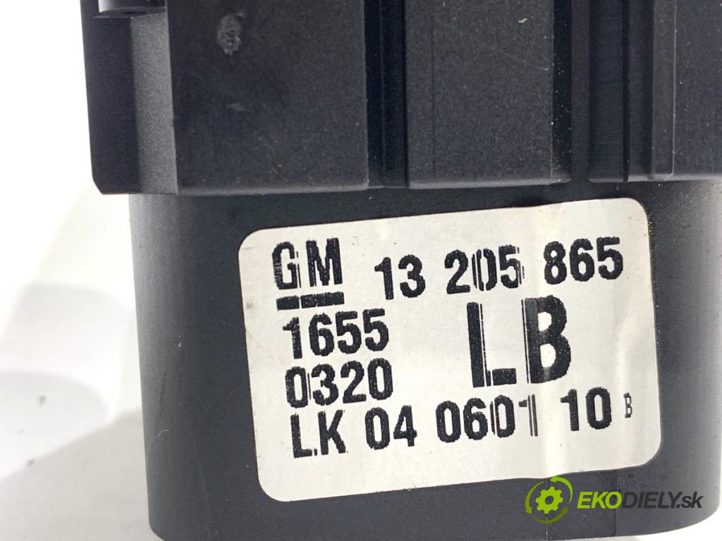 OPEL ZAFIRA B nadwozie wielkoprzestrzenne (MPV) 2005 77 kW 1.6 (M75) 1598 Spínač svetiel 13205865